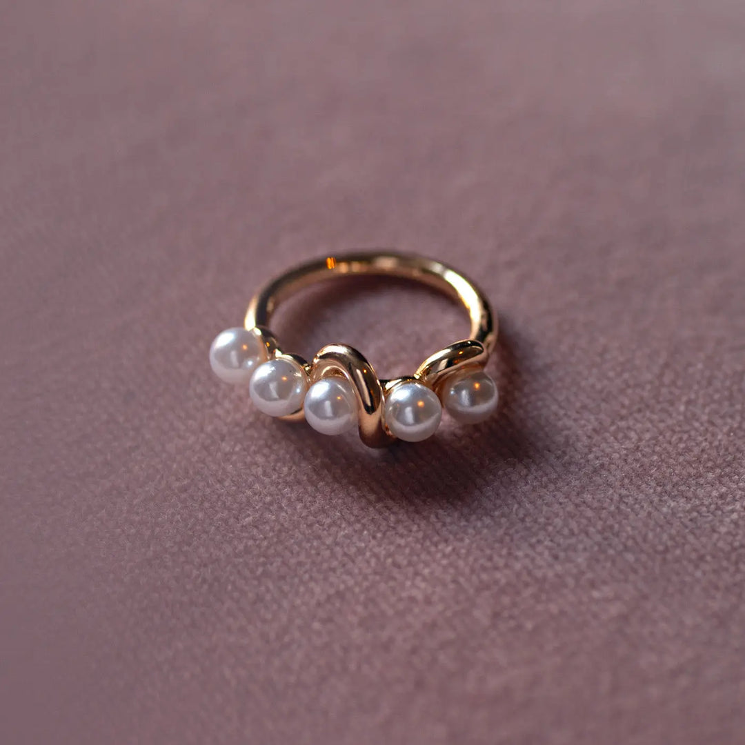 Estelle - Pearl Ring Timi of Sweden